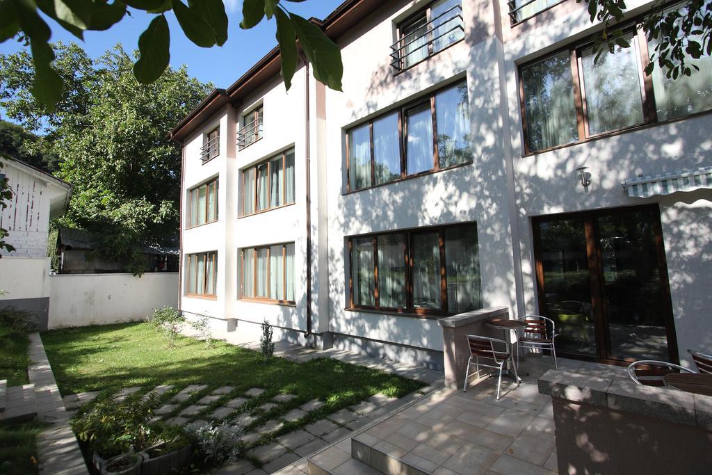 Studio Apartcity Brasov Luaran gambar