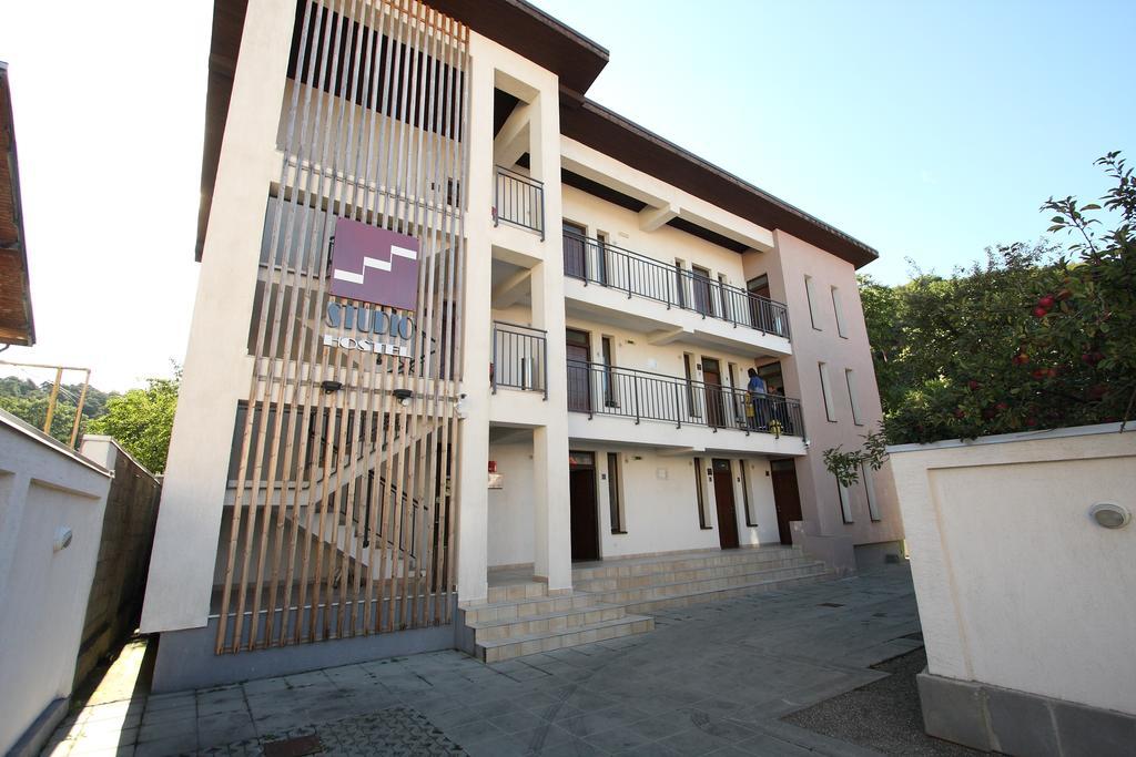 Studio Apartcity Brasov Luaran gambar