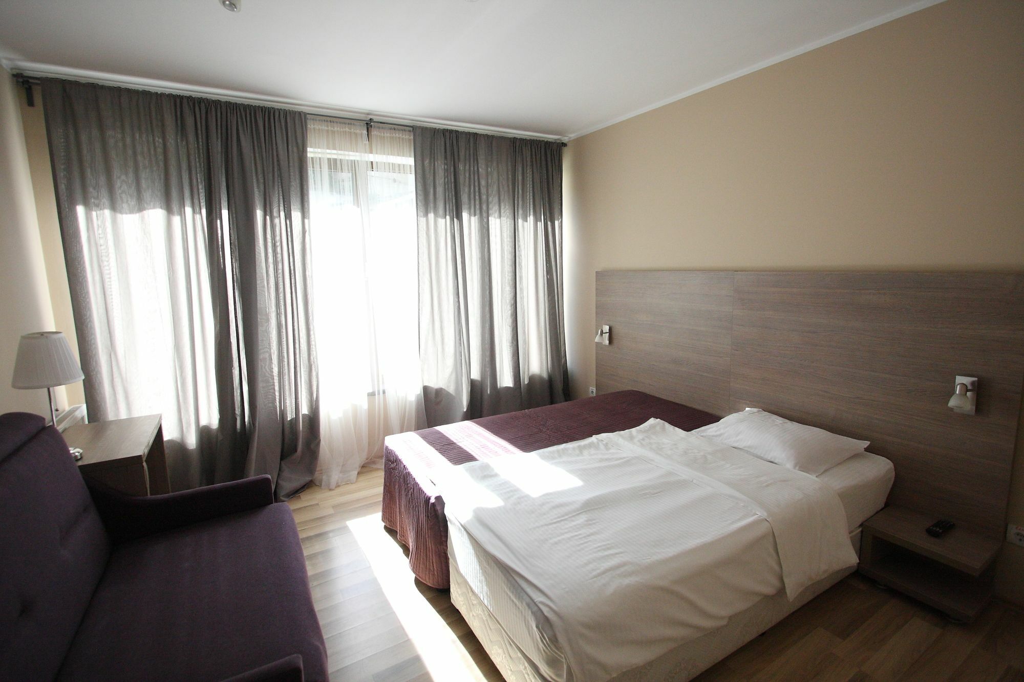 Studio Apartcity Brasov Luaran gambar