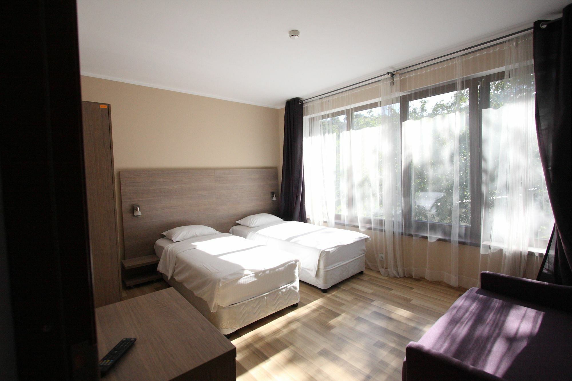 Studio Apartcity Brasov Luaran gambar