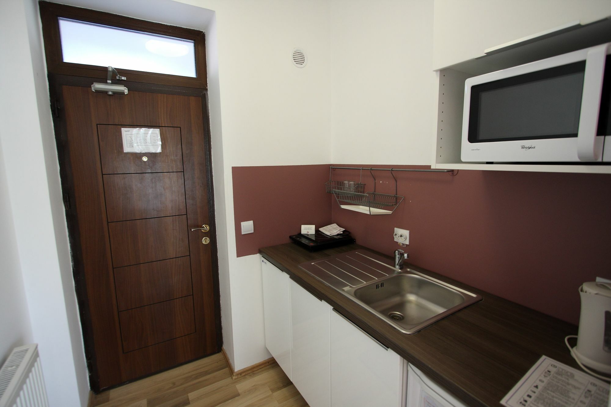 Studio Apartcity Brasov Luaran gambar